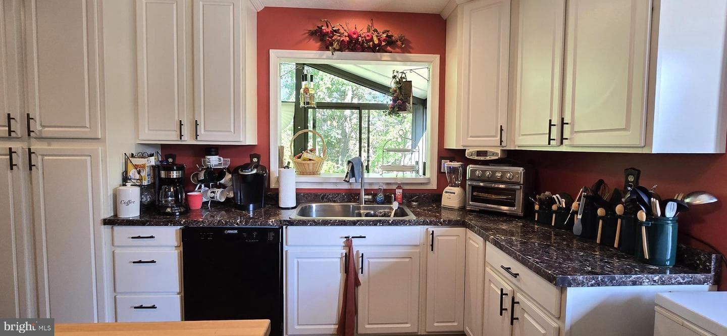 152 Richmond Road photo 16