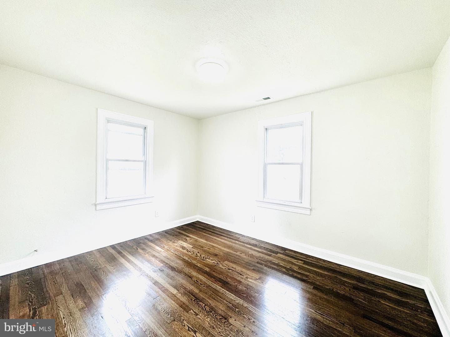 310 Frazer Place photo 11
