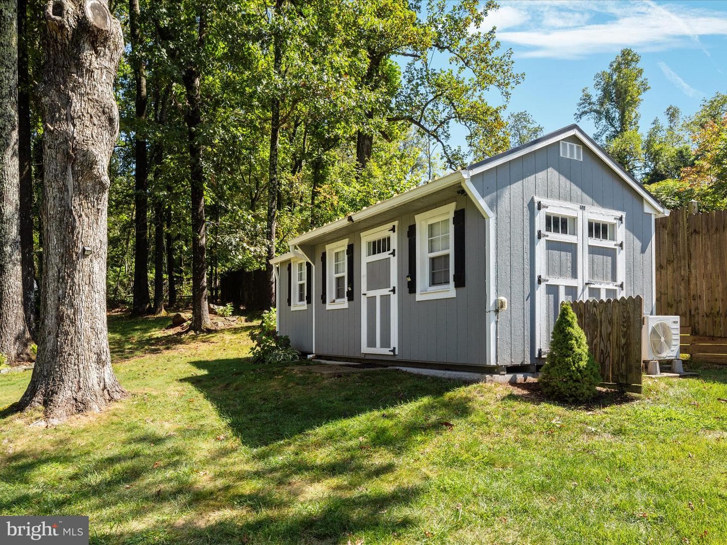 155 Forest Road photo 16