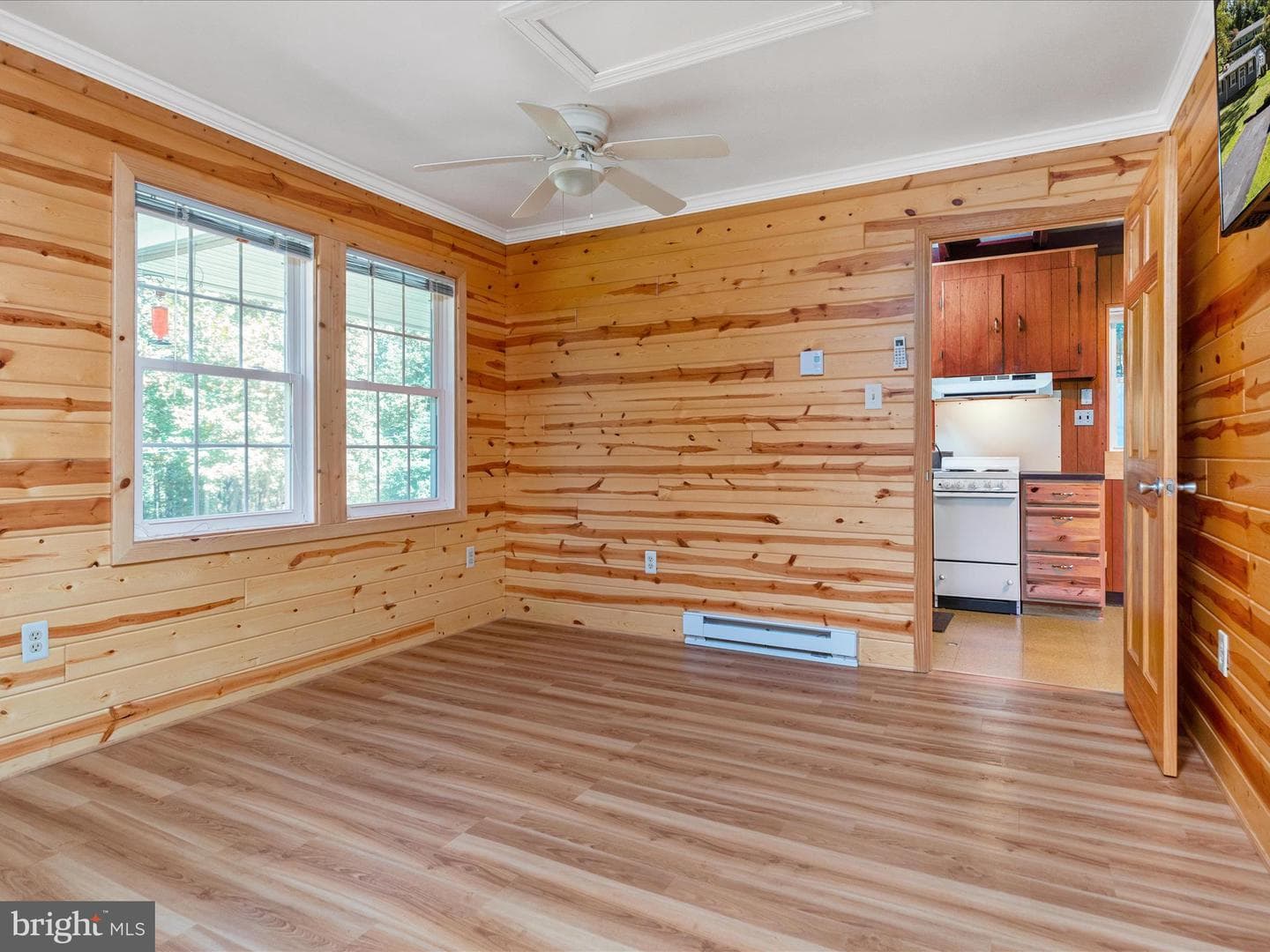 155 Forest Road photo 8