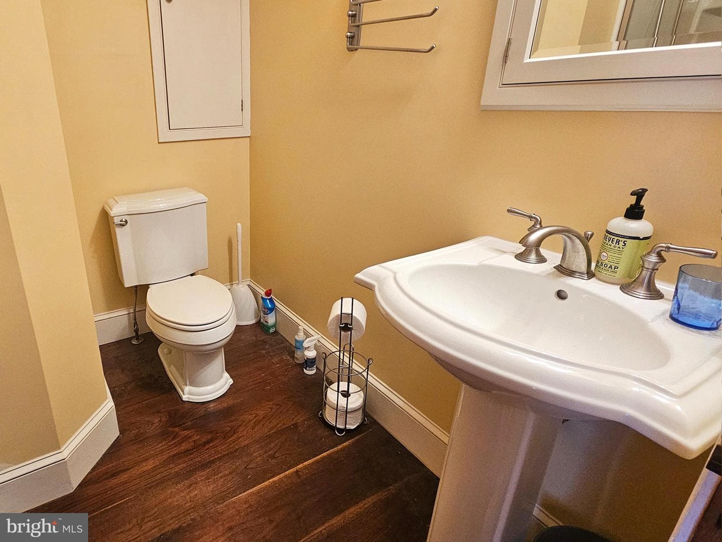 20 Blue Ridge Avenue photo 33