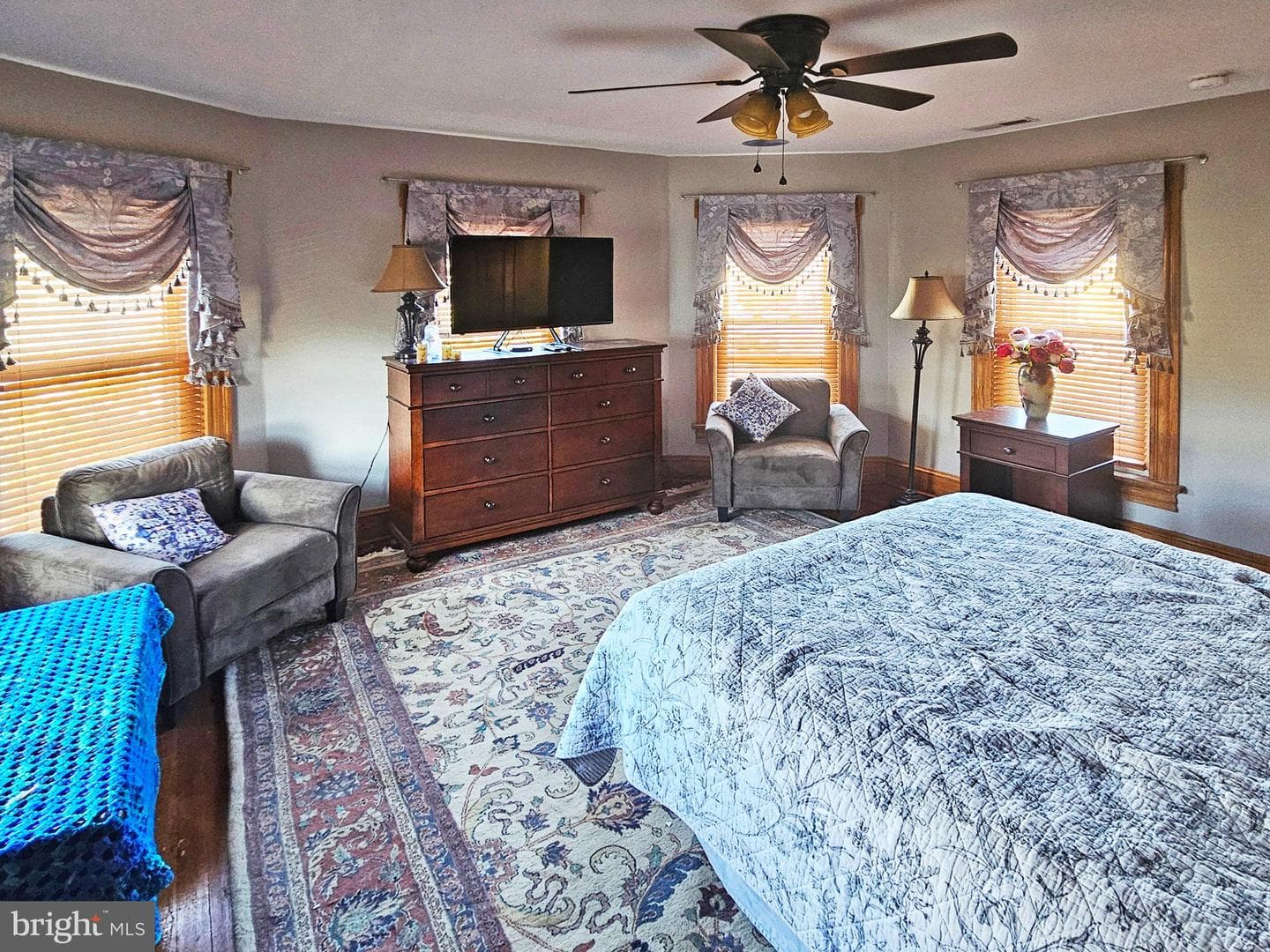 20 Blue Ridge Avenue photo 36