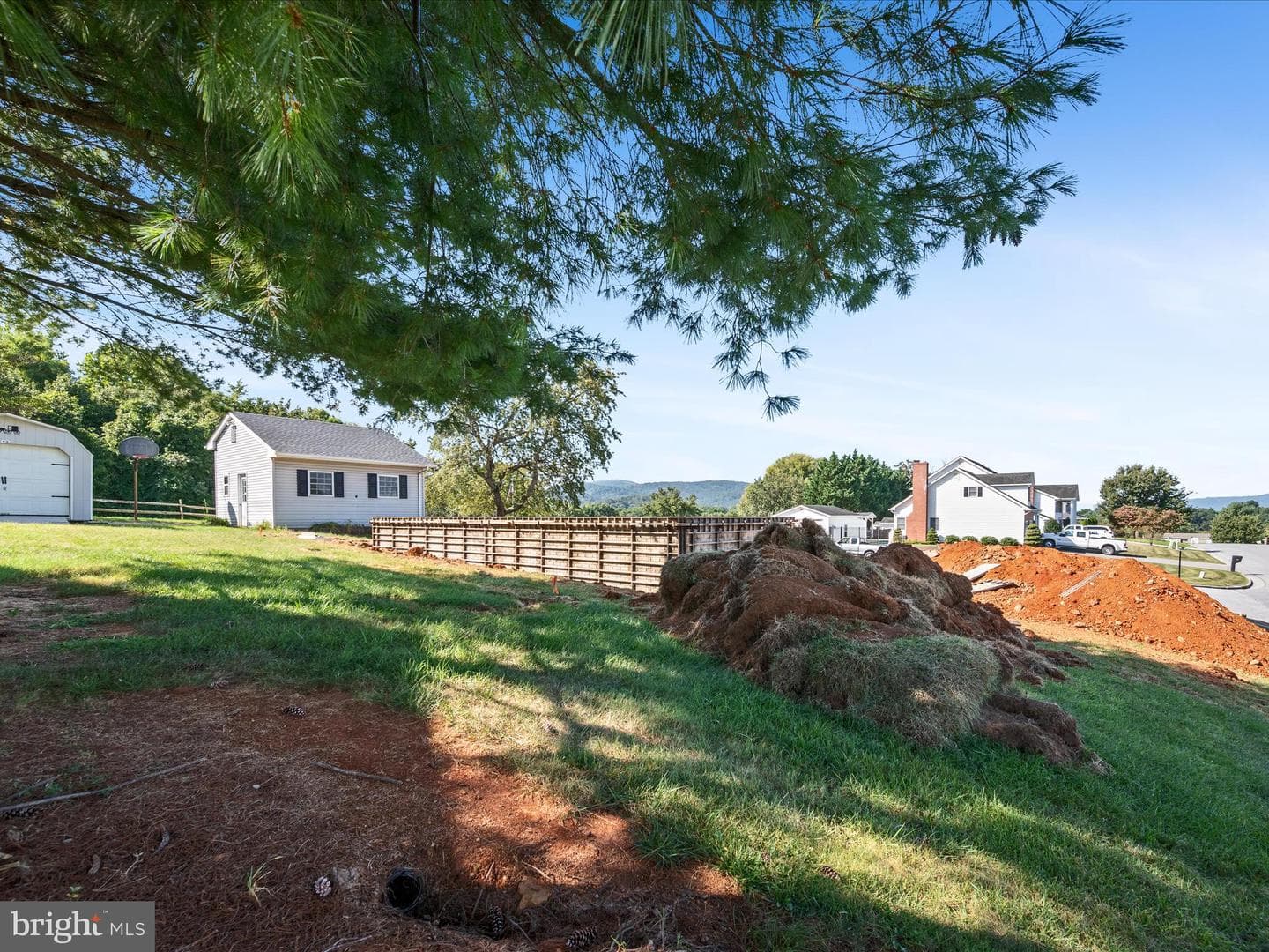 1047 Goodview Drive photo 15