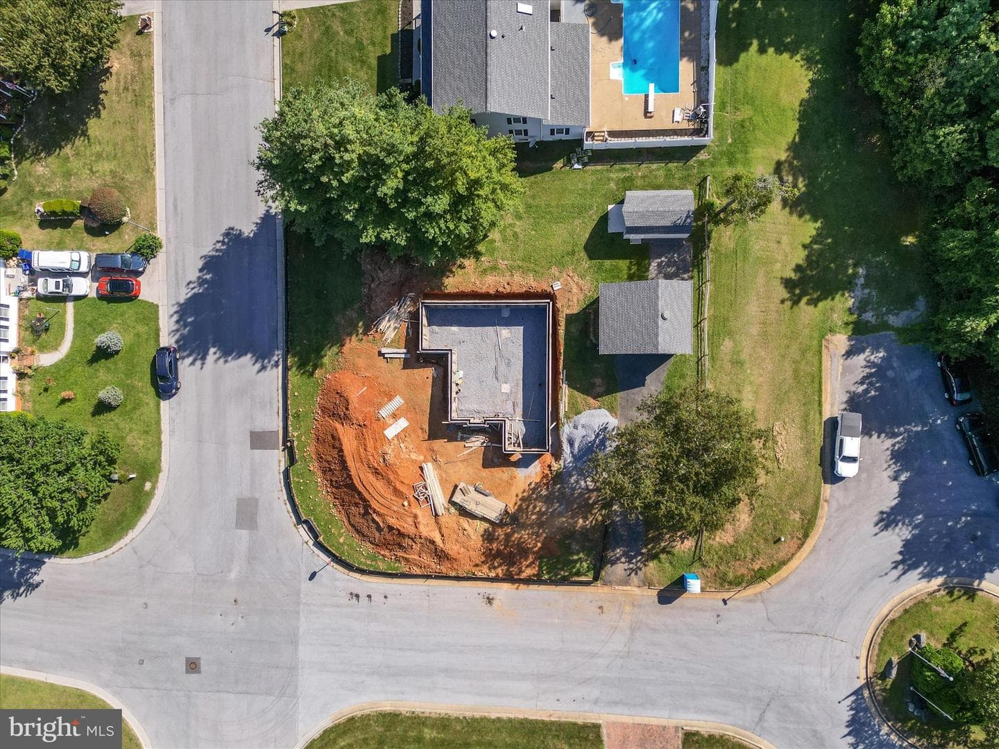 1047 Goodview Drive photo 5