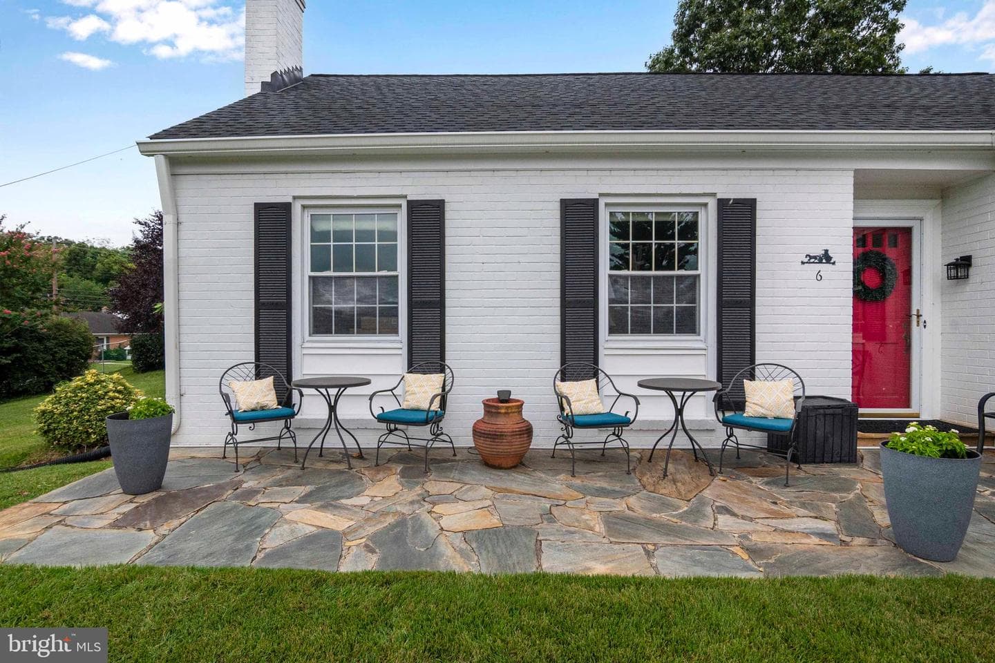 6 Massie Street photo 64