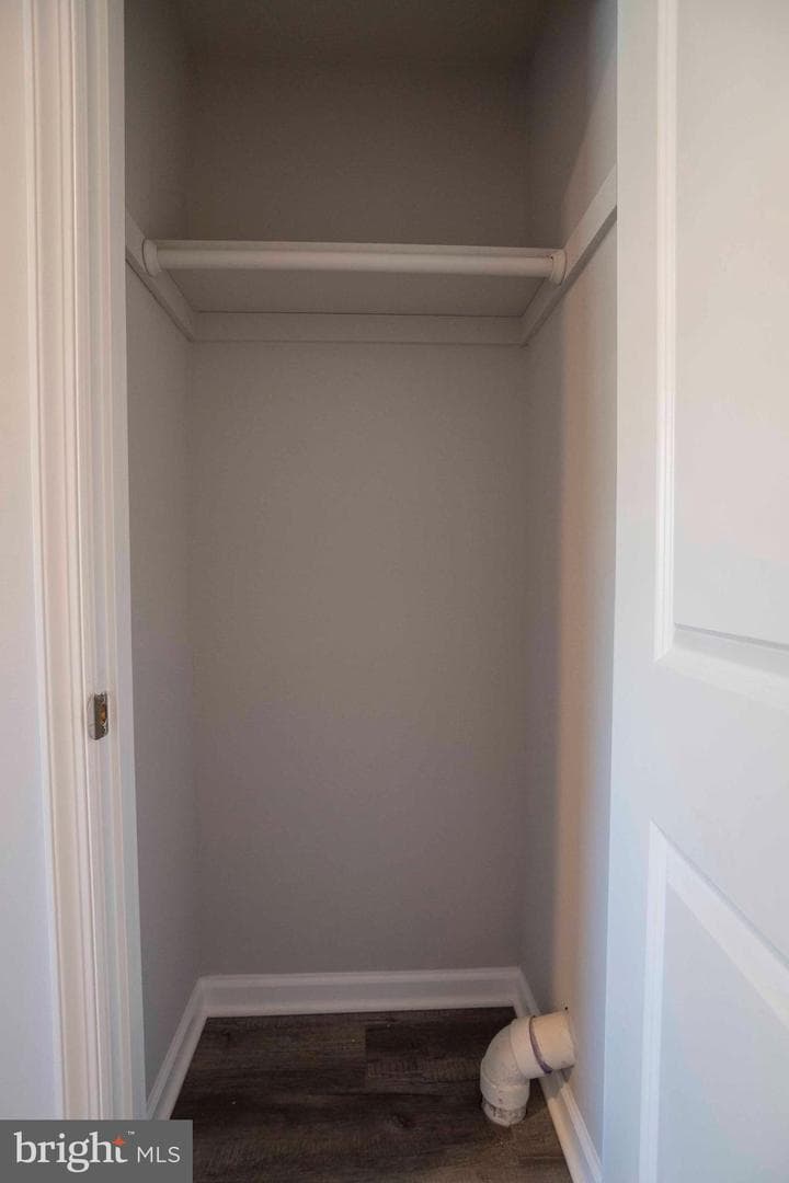 31 Duck Street W photo 12