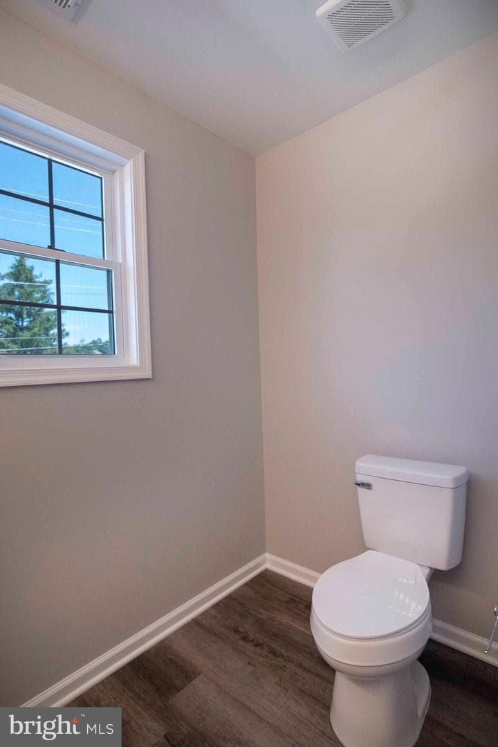 31 Duck Street W photo 38