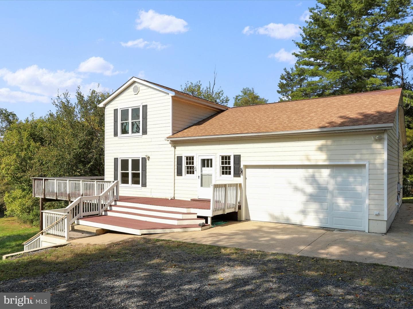 5475 Howellsville Road photo 3