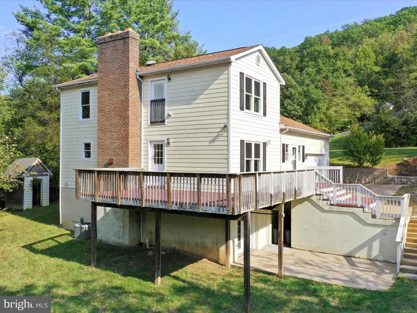 5475 Howellsville Road photo 32