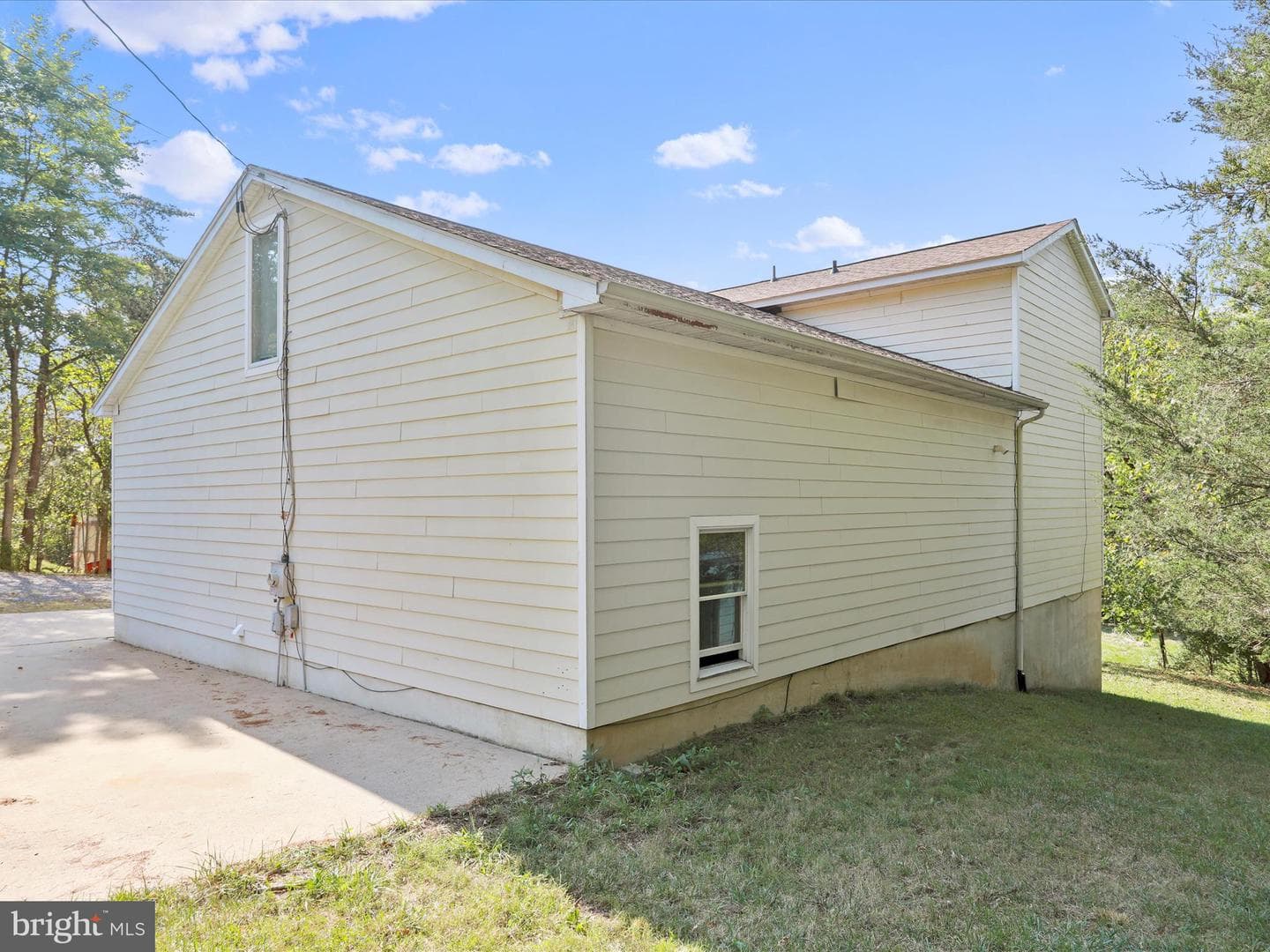5475 Howellsville Road photo 38