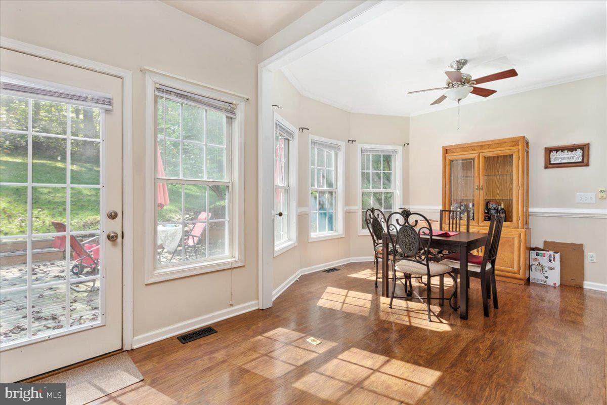 126 Locust Tree Lane photo 13