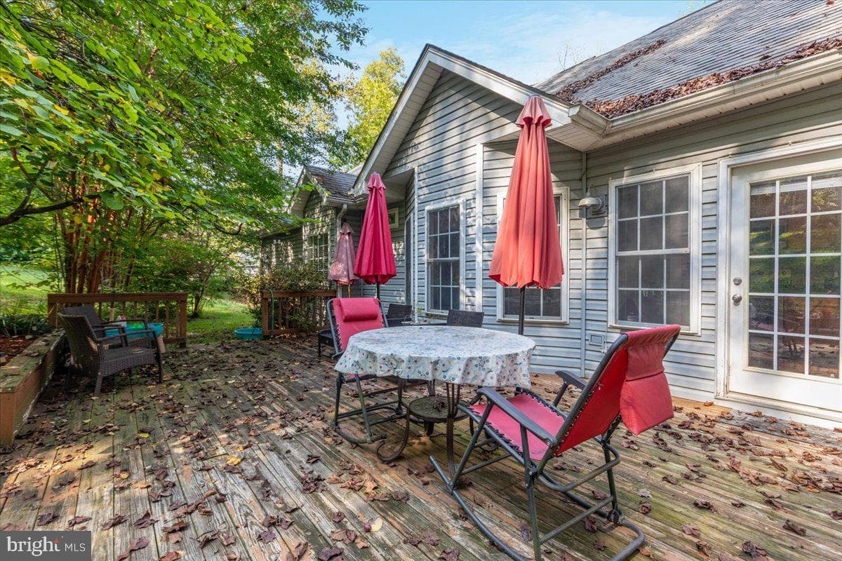 126 Locust Tree Lane photo 31