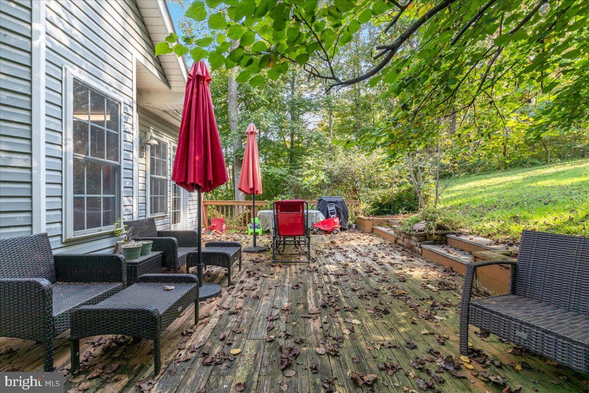 126 Locust Tree Lane photo 32
