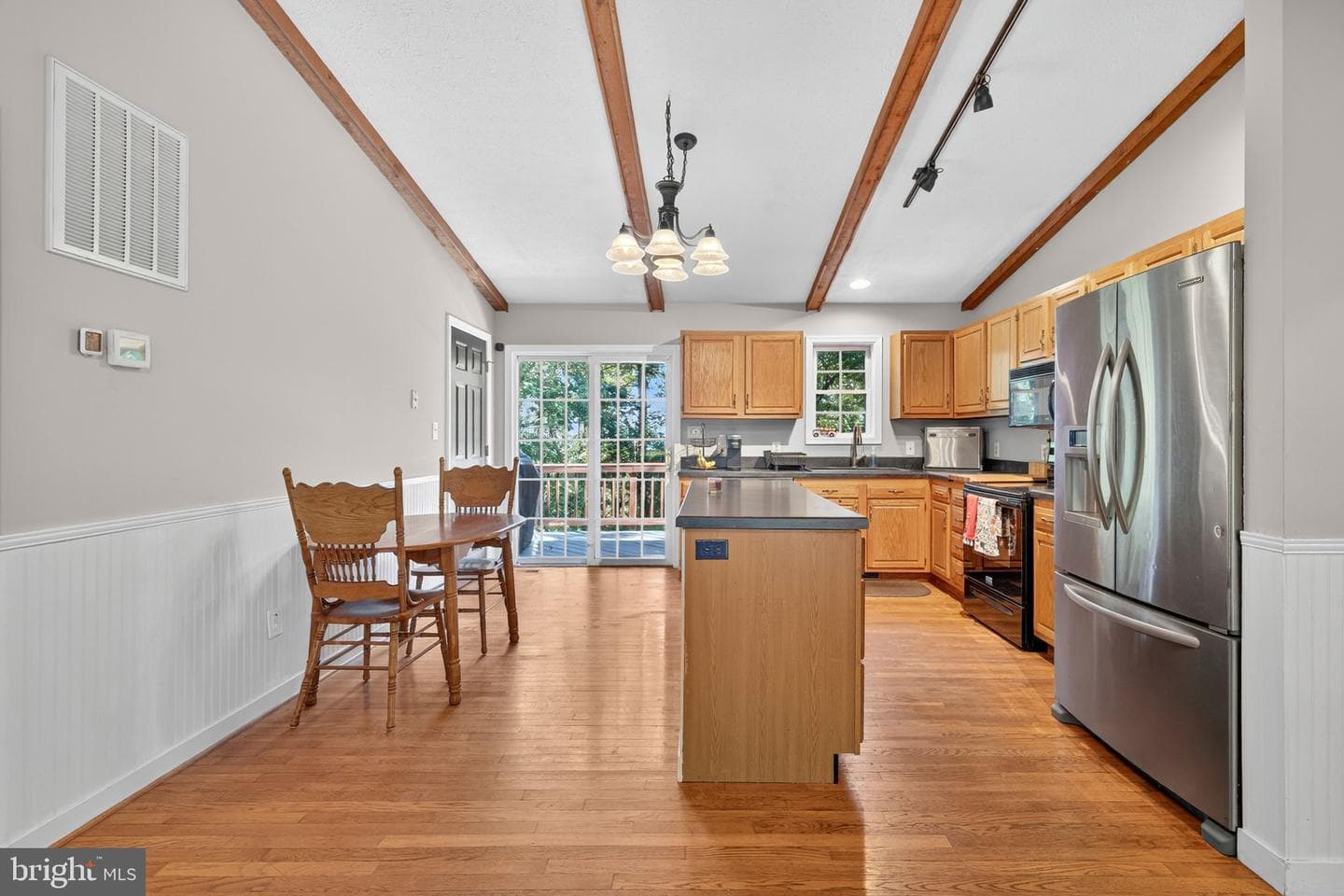 141 Pocahontas Road photo 5