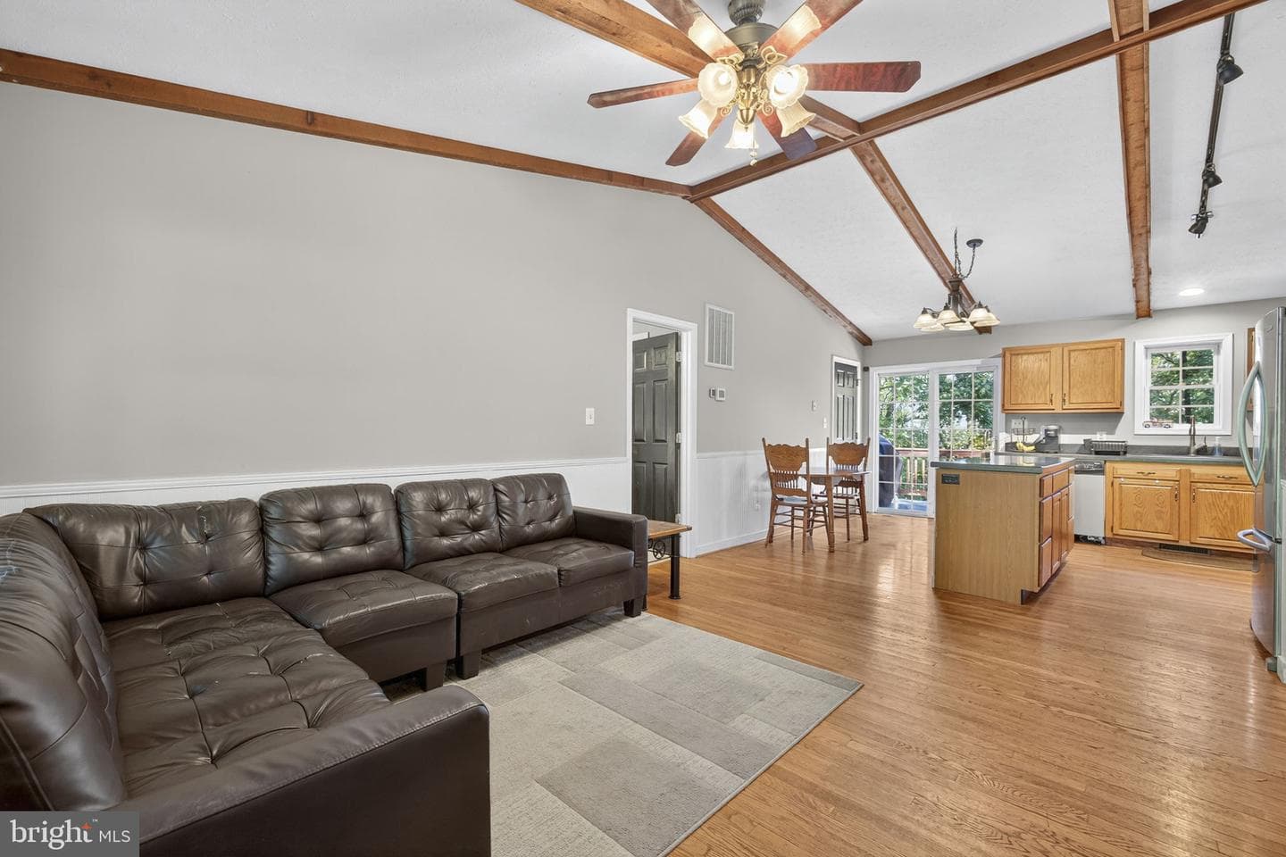 141 Pocahontas Road photo 7