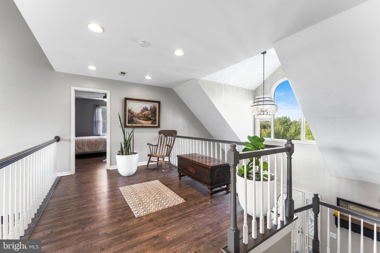 414 Simons Way photo 38