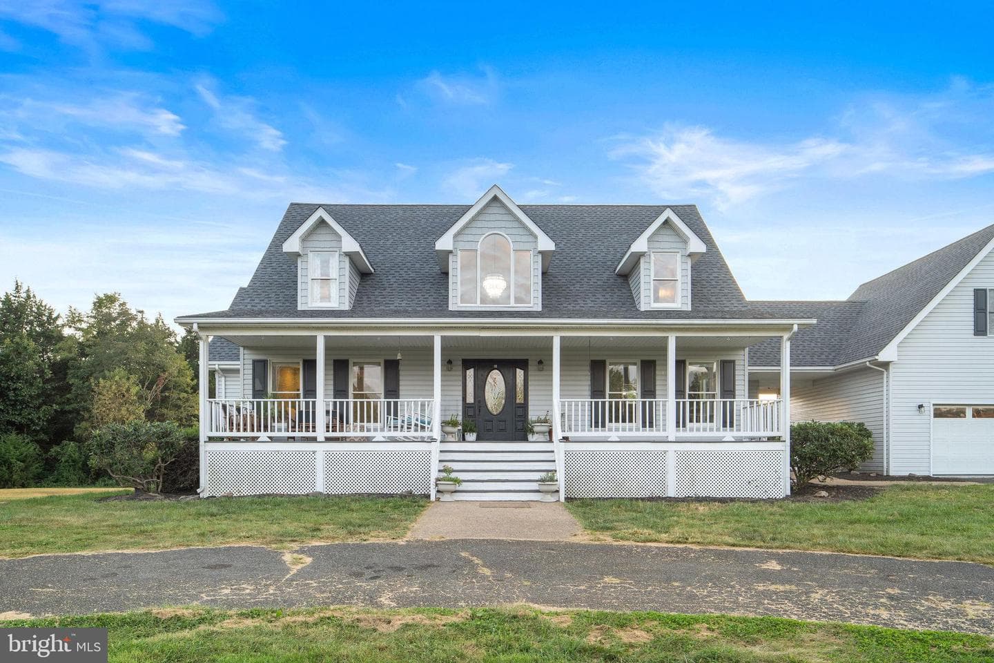 414 Simons Way photo 4