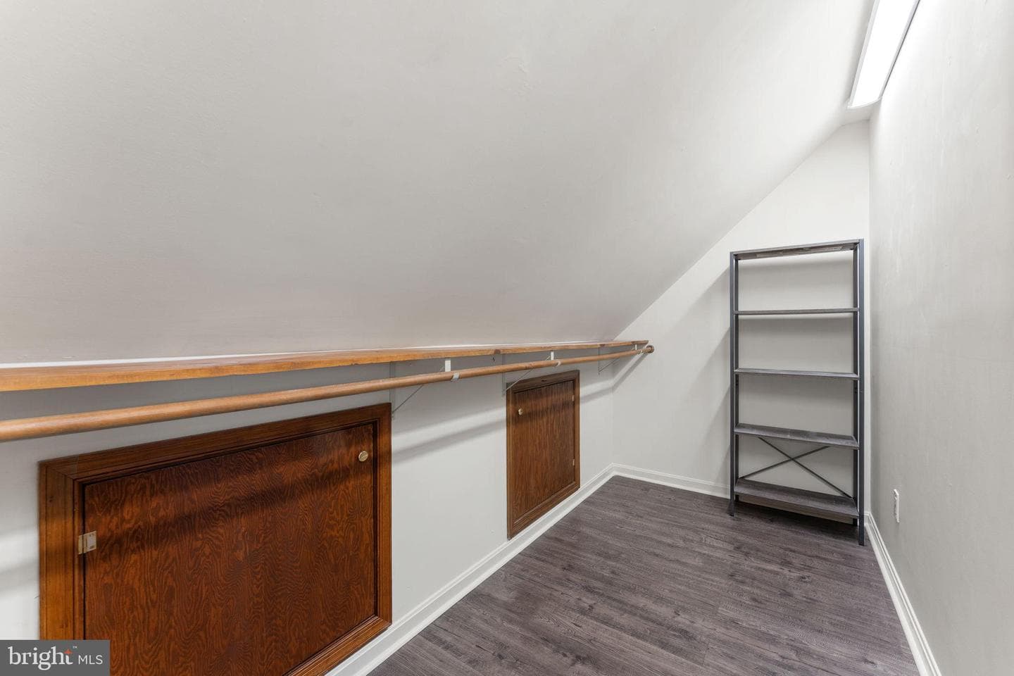 414 Simons Way photo 43