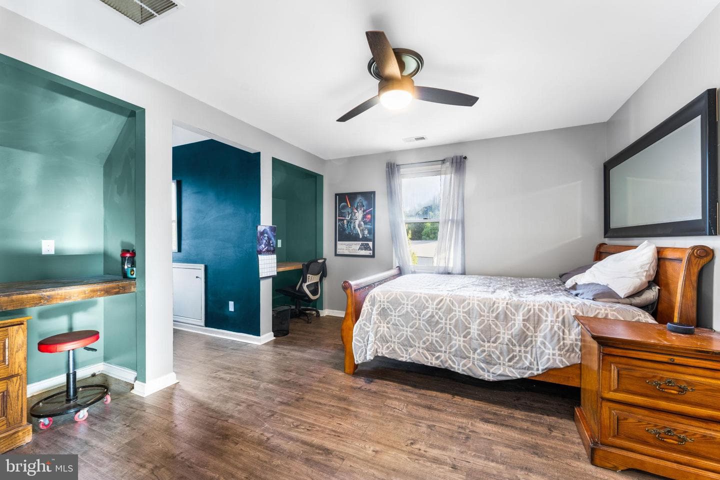 414 Simons Way photo 44