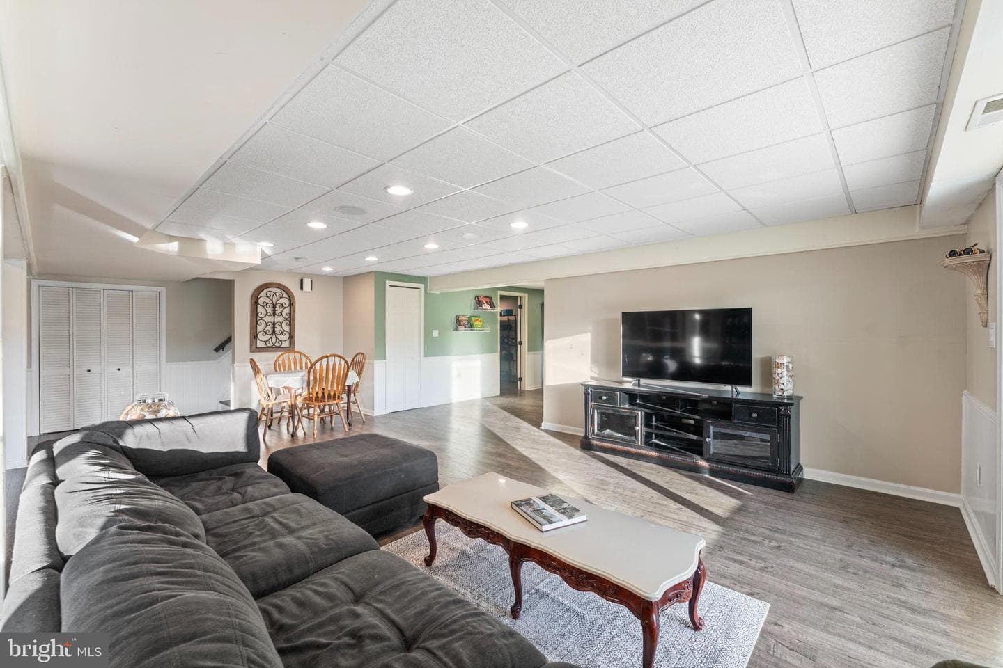 414 Simons Way photo 53
