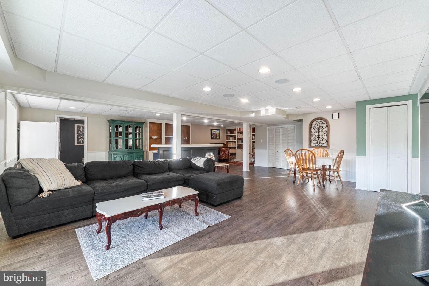 414 Simons Way photo 55
