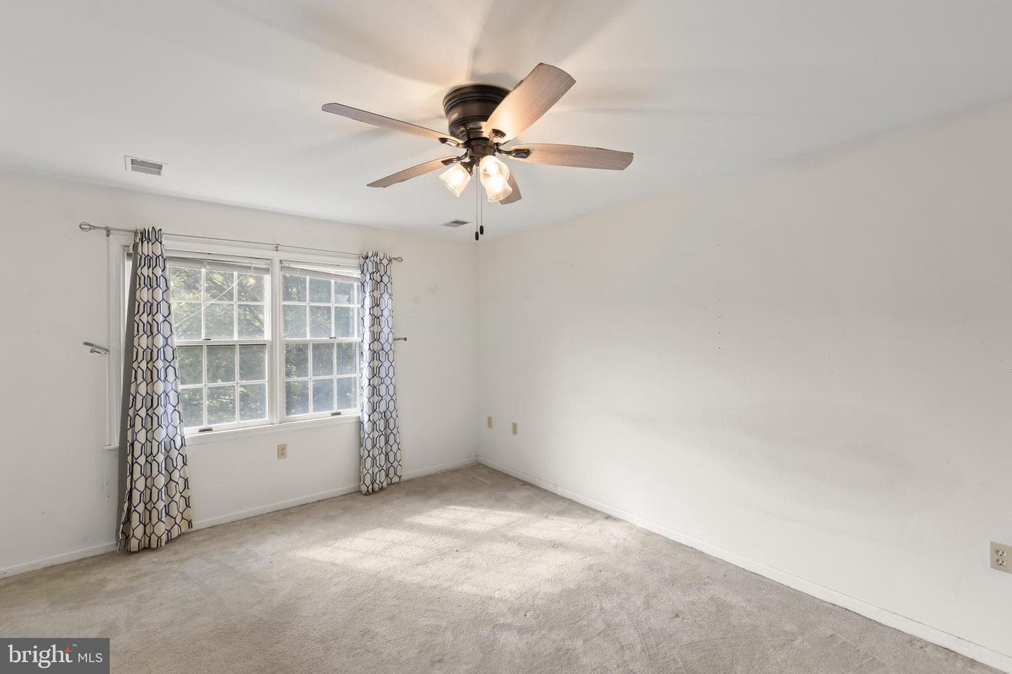 1422 Canterbury Road photo 23