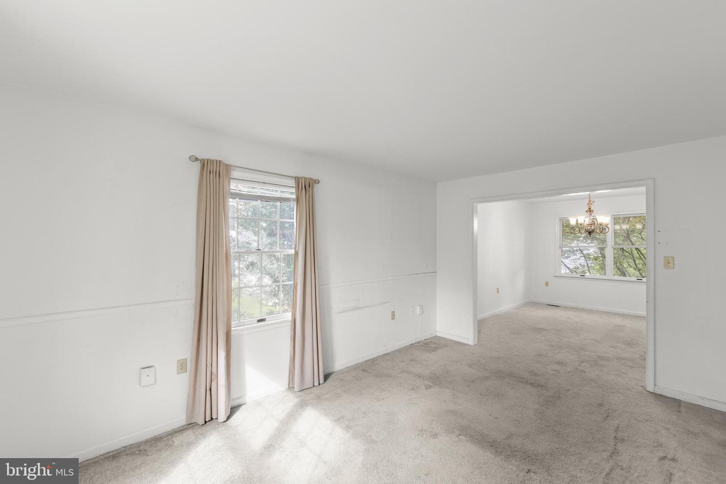 1422 Canterbury Road photo 4