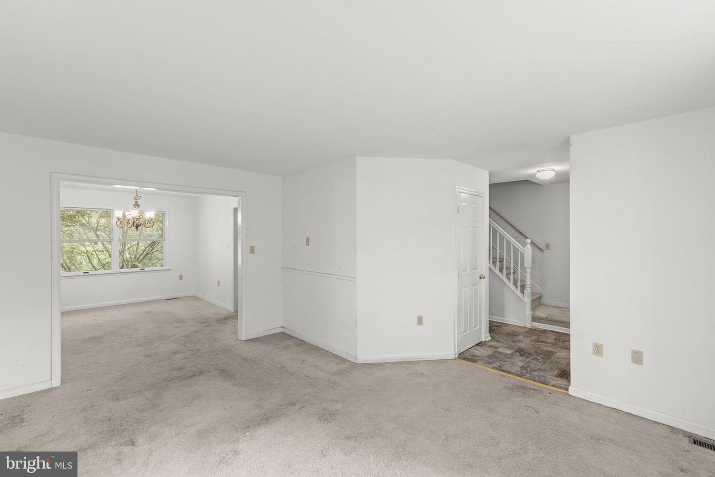 1422 Canterbury Road photo 5