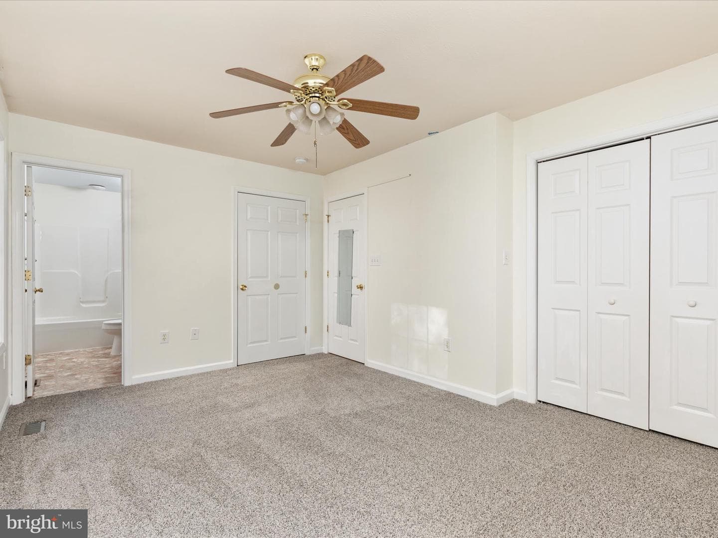 284 Tulip Poplar Drive photo 15
