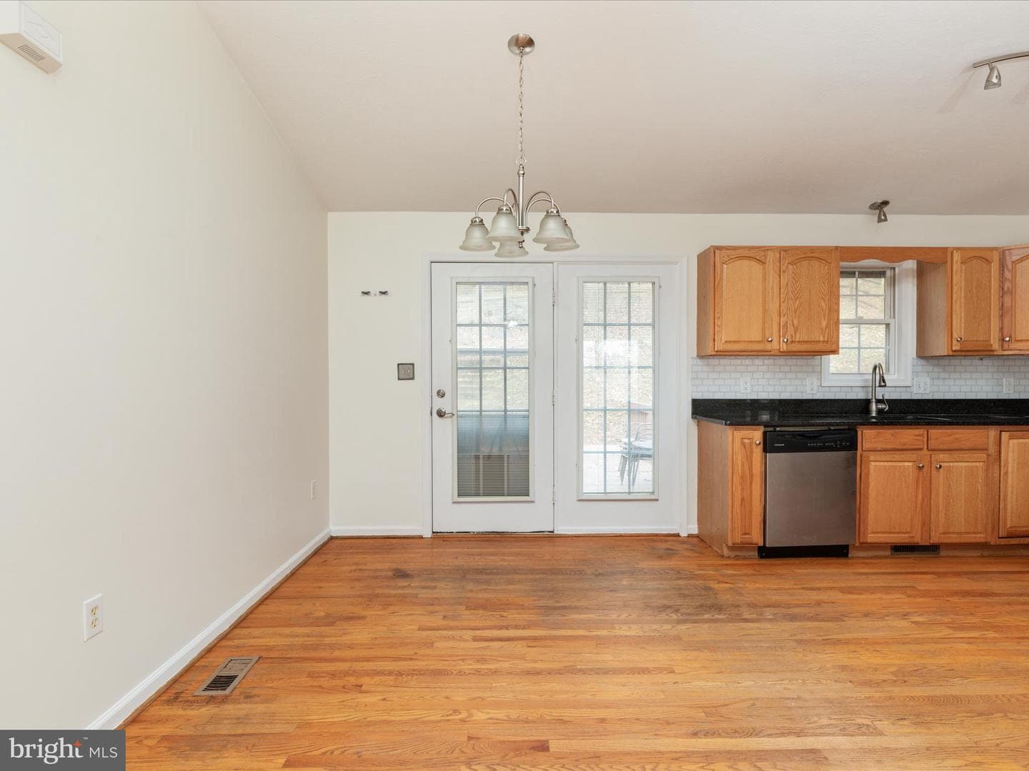 284 Tulip Poplar Drive photo 8