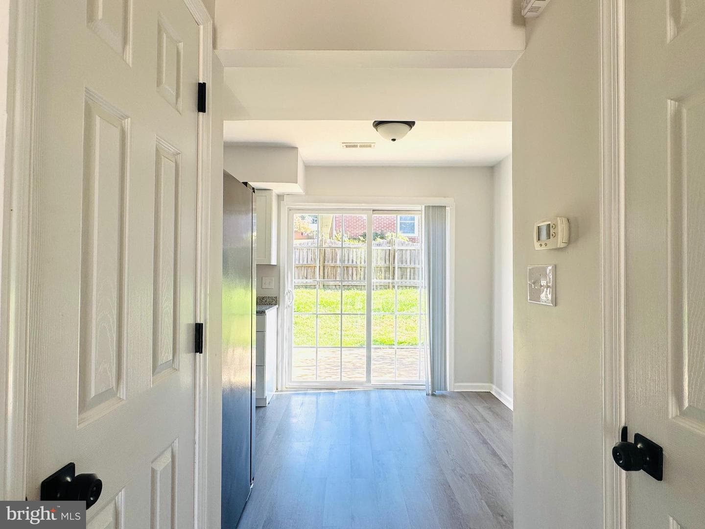 166 Kerfoot Avenue photo 12