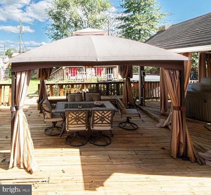 214 Lee Street photo 42