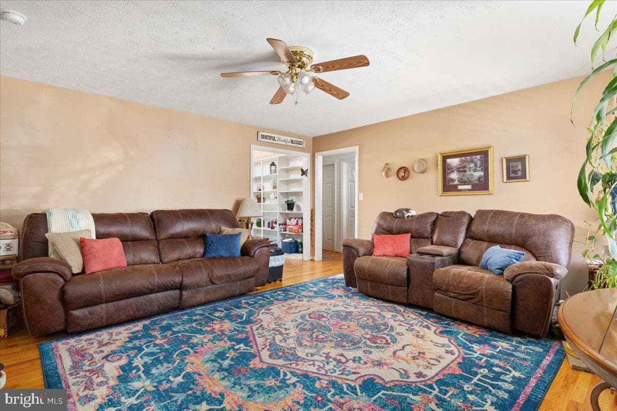 545 Goode Drive photo 10