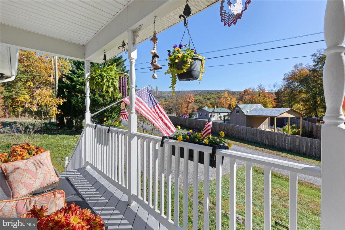 545 Goode Drive photo 3