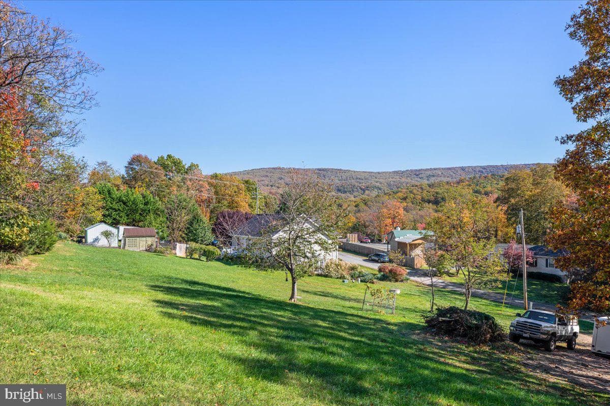 545 Goode Drive photo 4