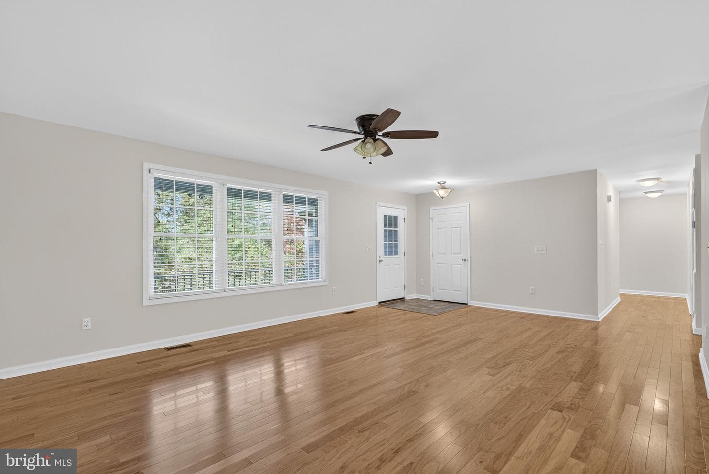 850 Timberland Manor photo 11