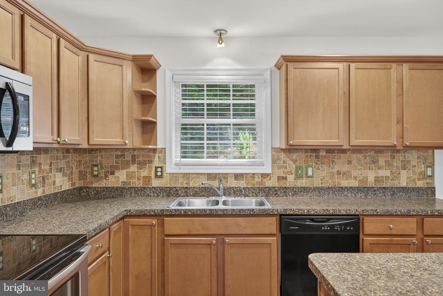 850 Timberland Manor photo 17
