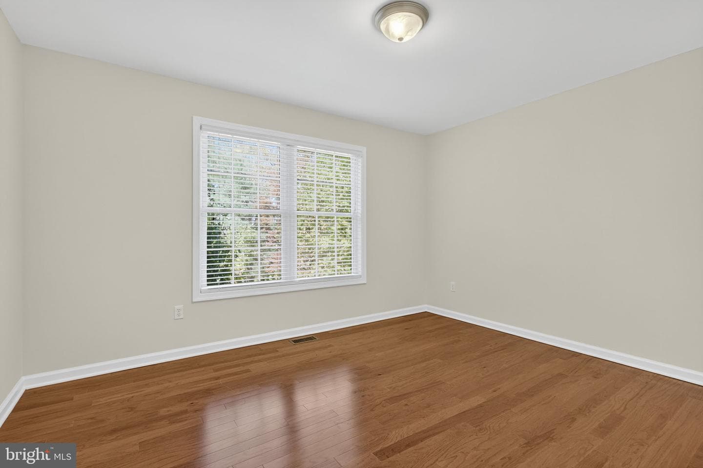 850 Timberland Manor photo 38