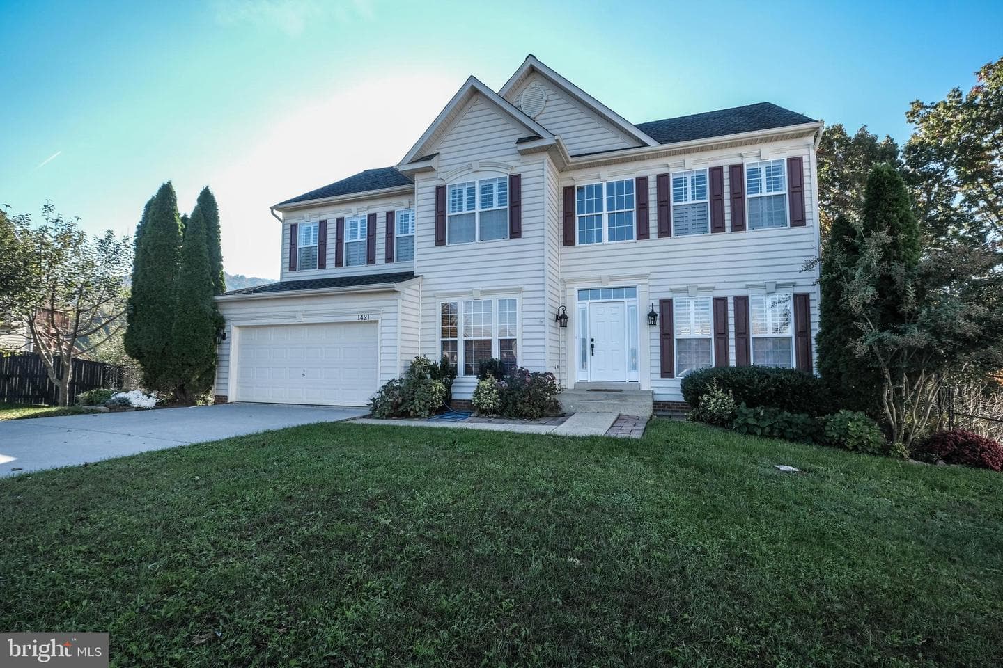 1421 Pickett Court photo 4