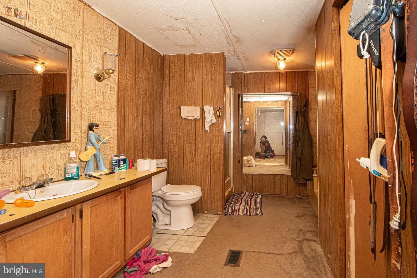 560 Youngs Drive photo 11