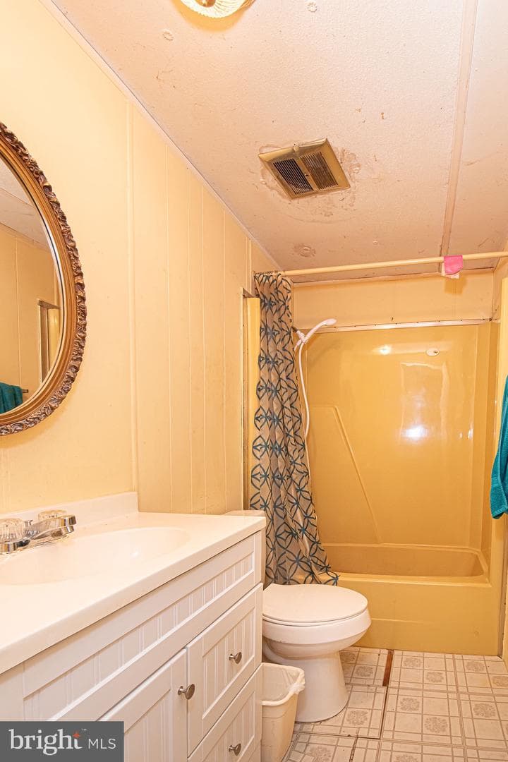 560 Youngs Drive photo 15