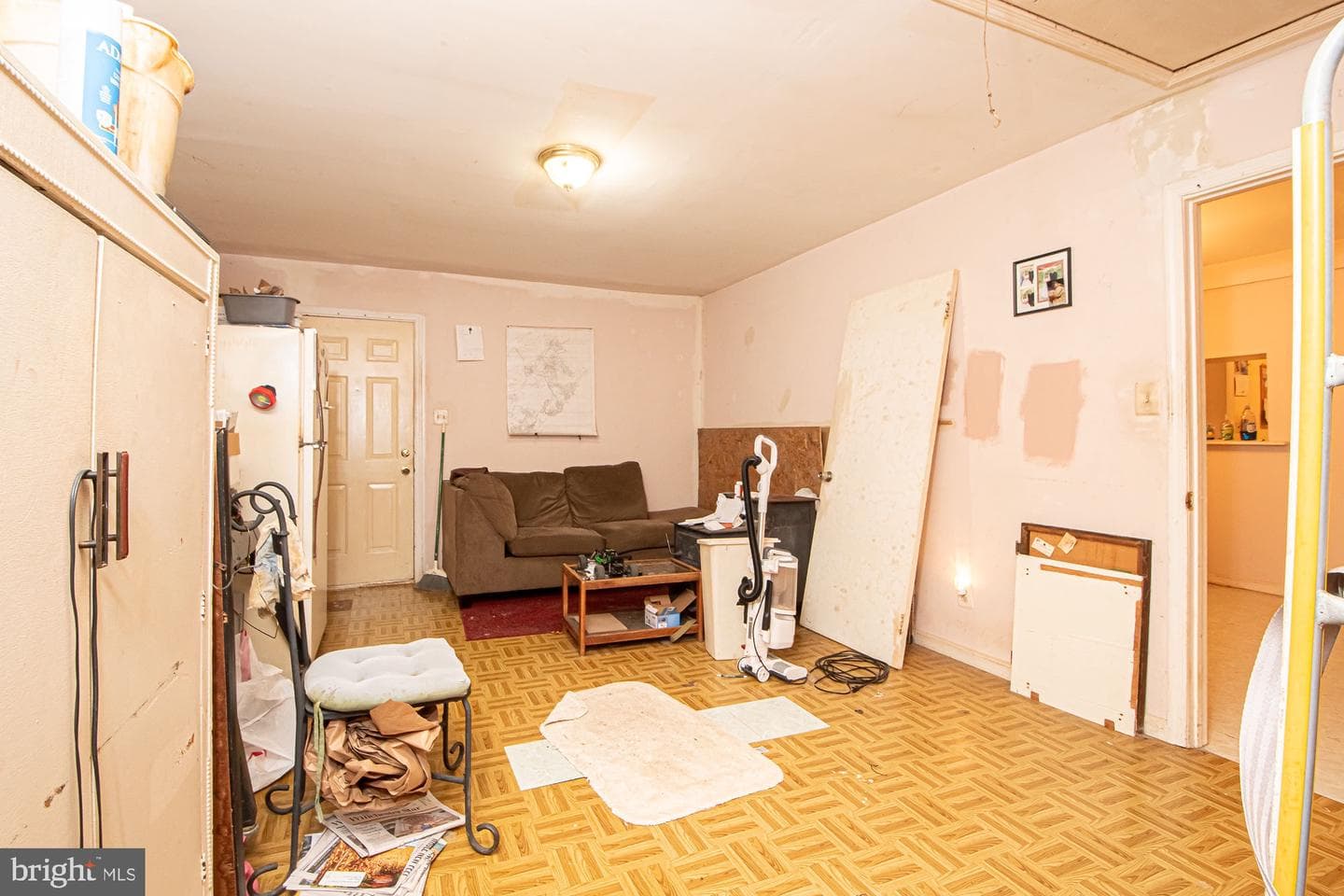 560 Youngs Drive photo 7