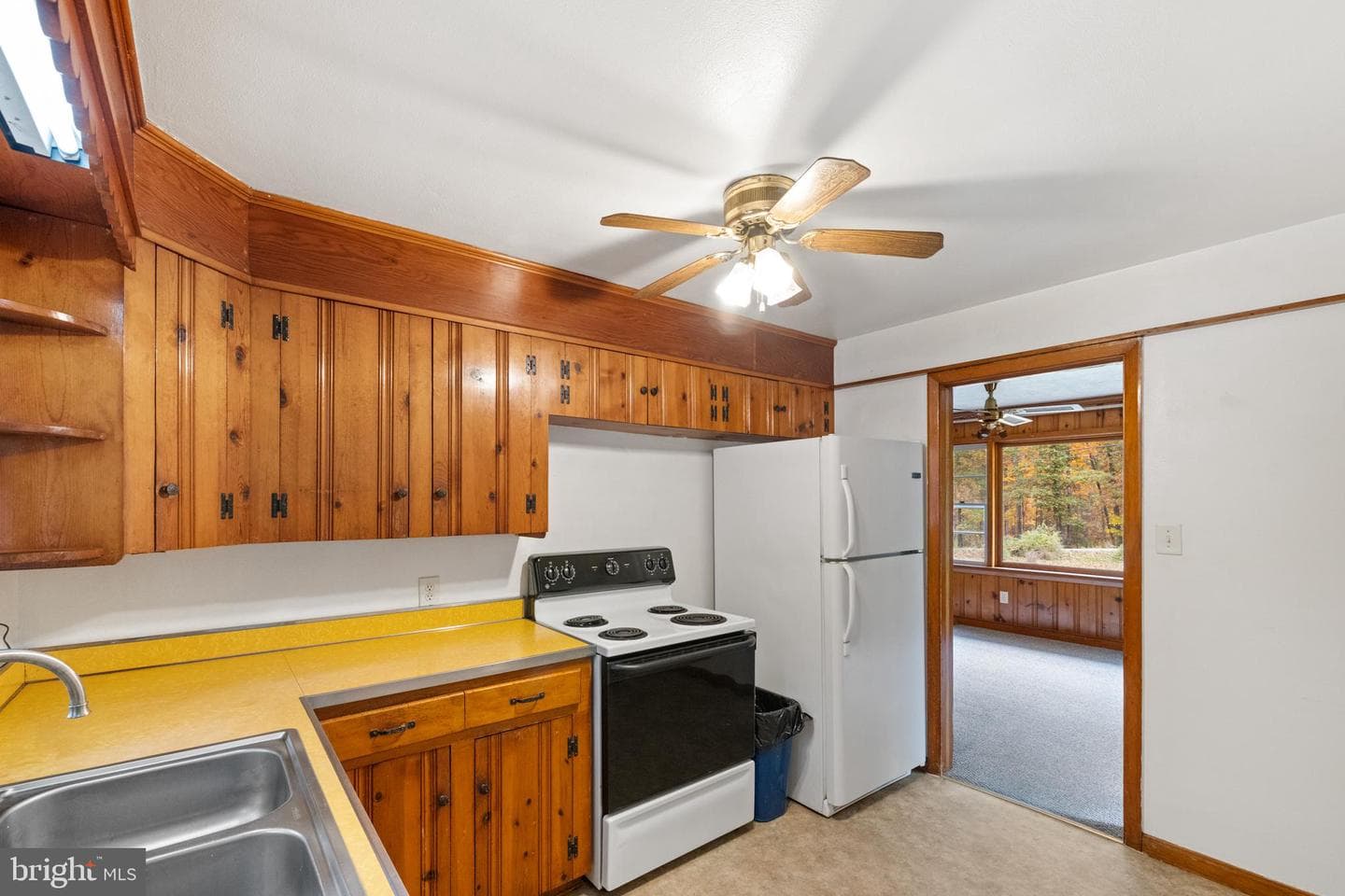 203 Jenny Wren Drive photo 13