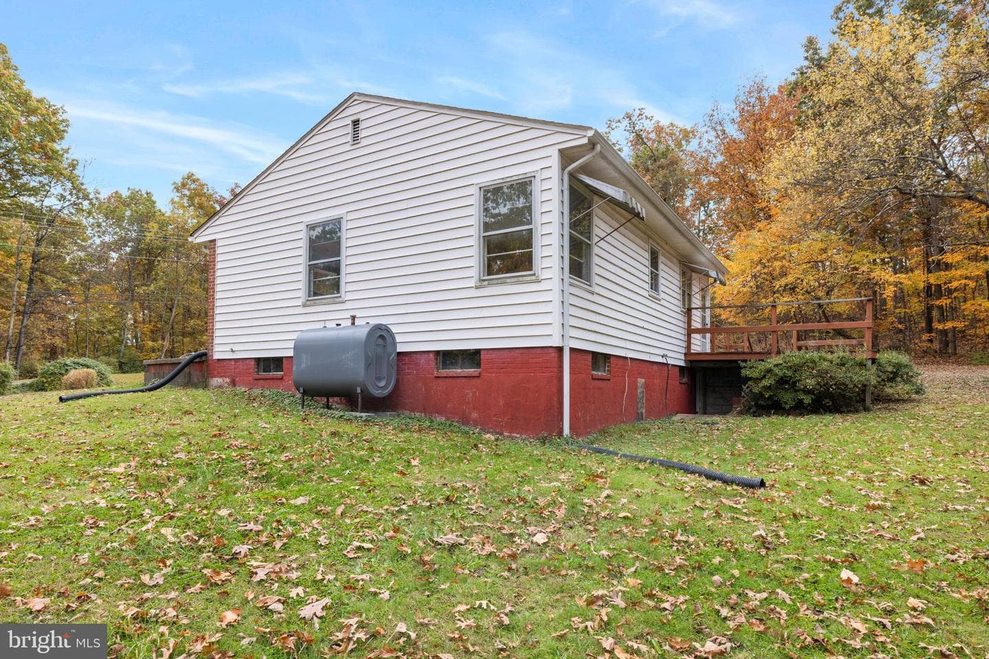 203 Jenny Wren Drive photo 3