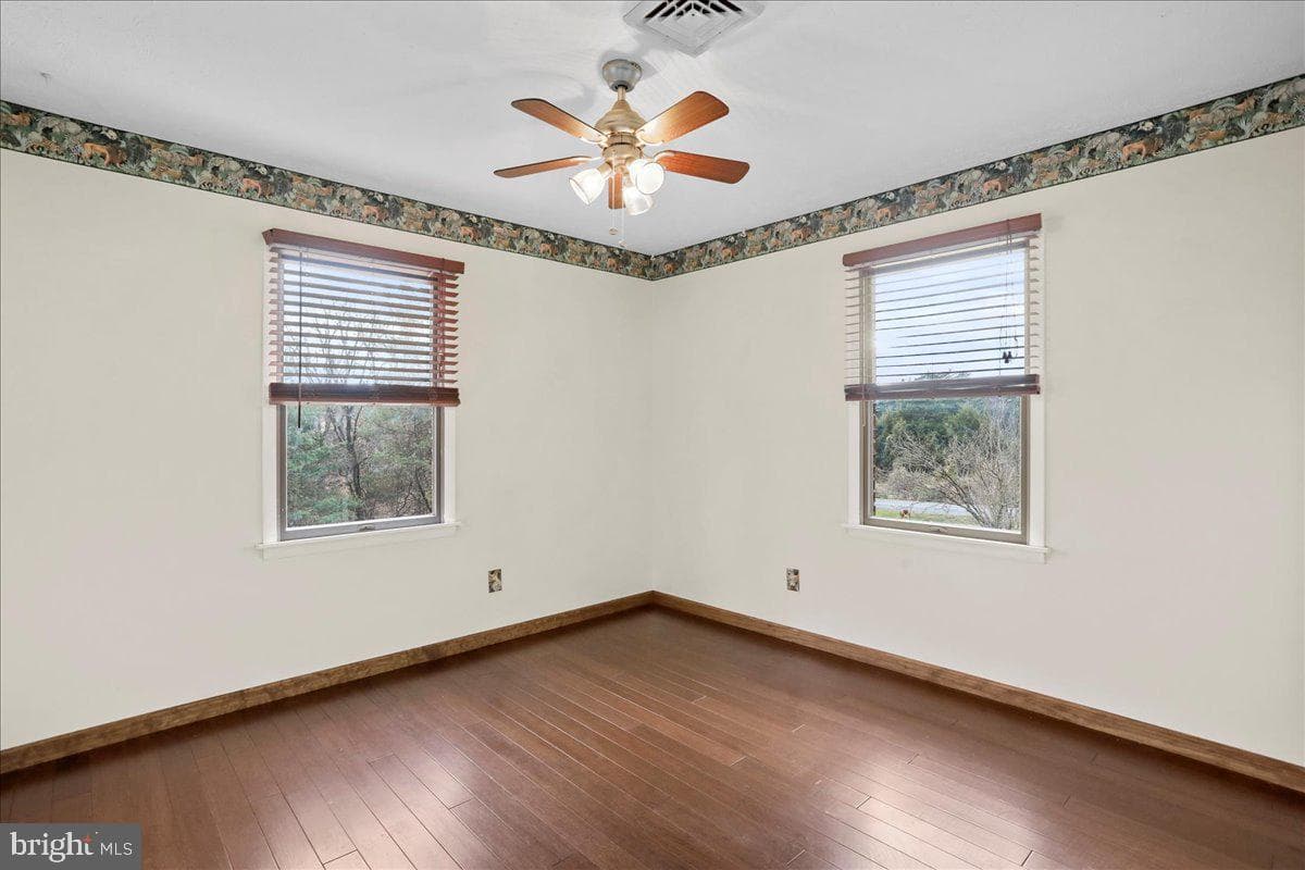 1716 Ridgeway Road photo 16