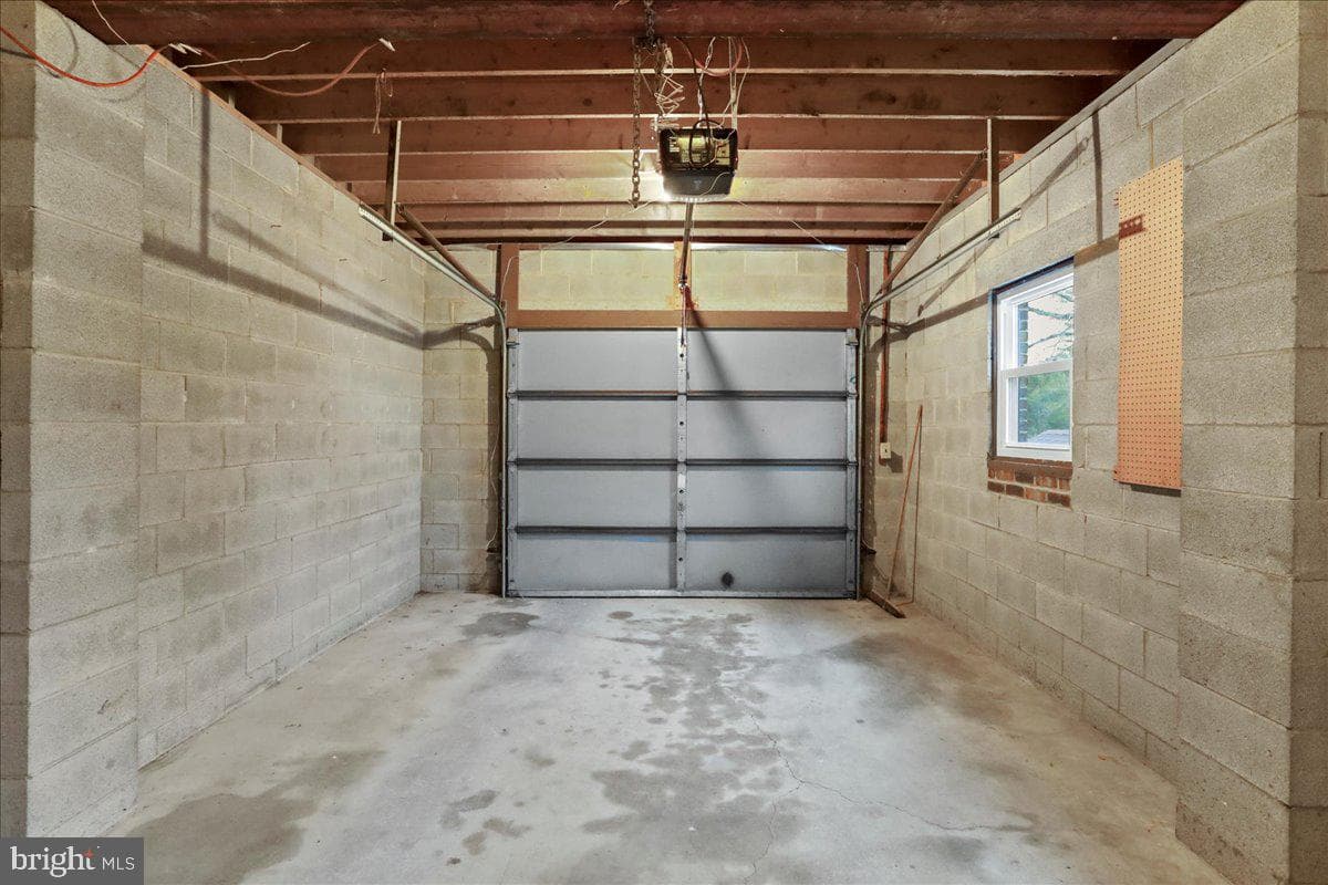1716 Ridgeway Road photo 34