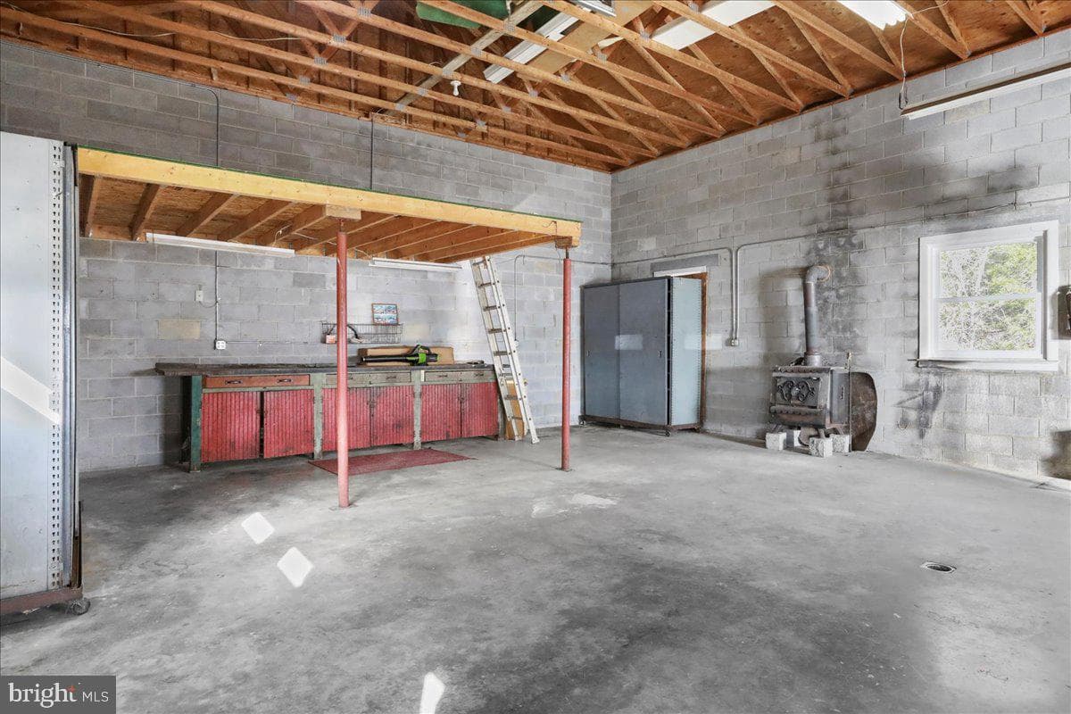 1716 Ridgeway Road photo 37