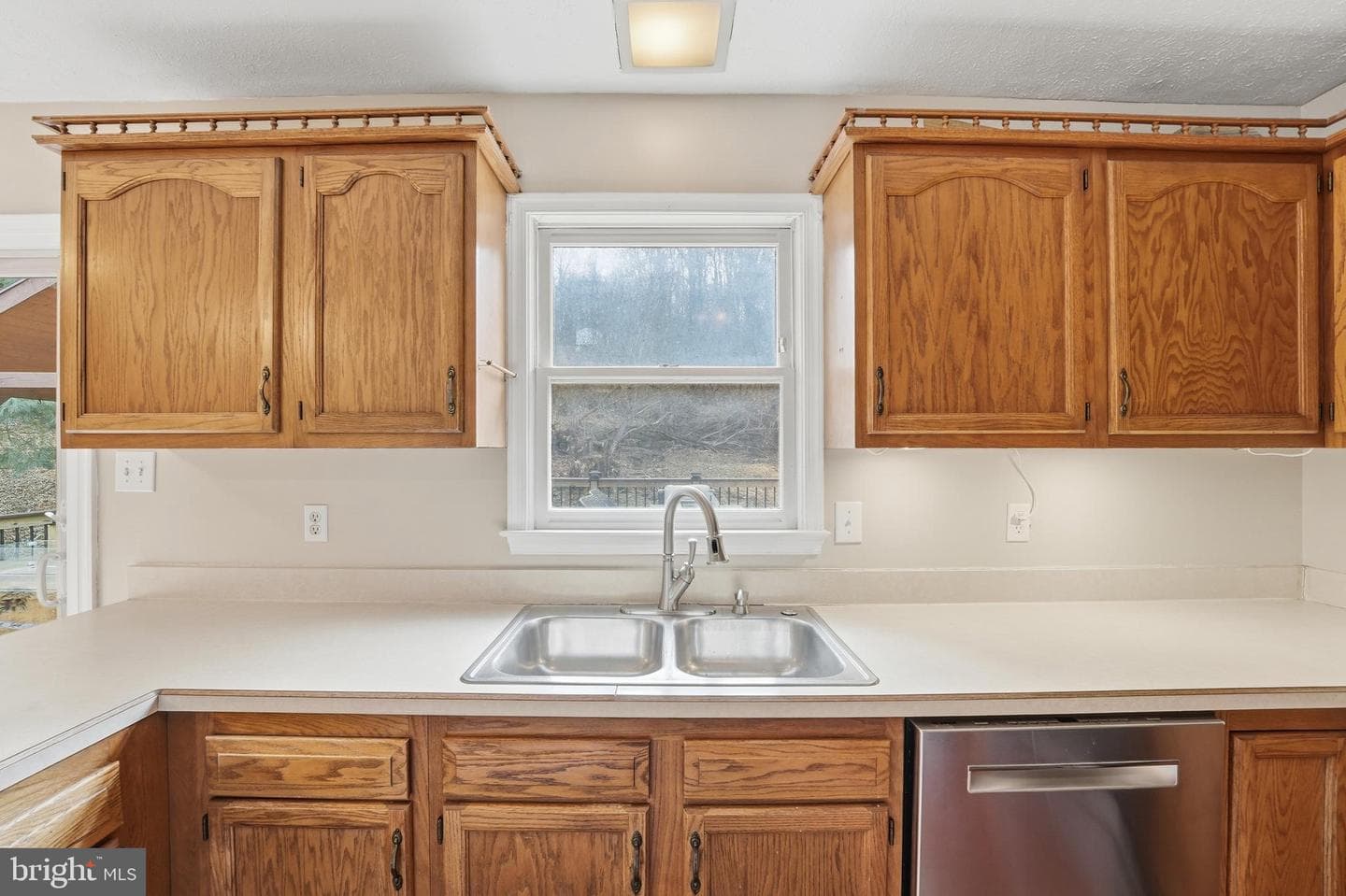 1073 Mountain Heights Road photo 17