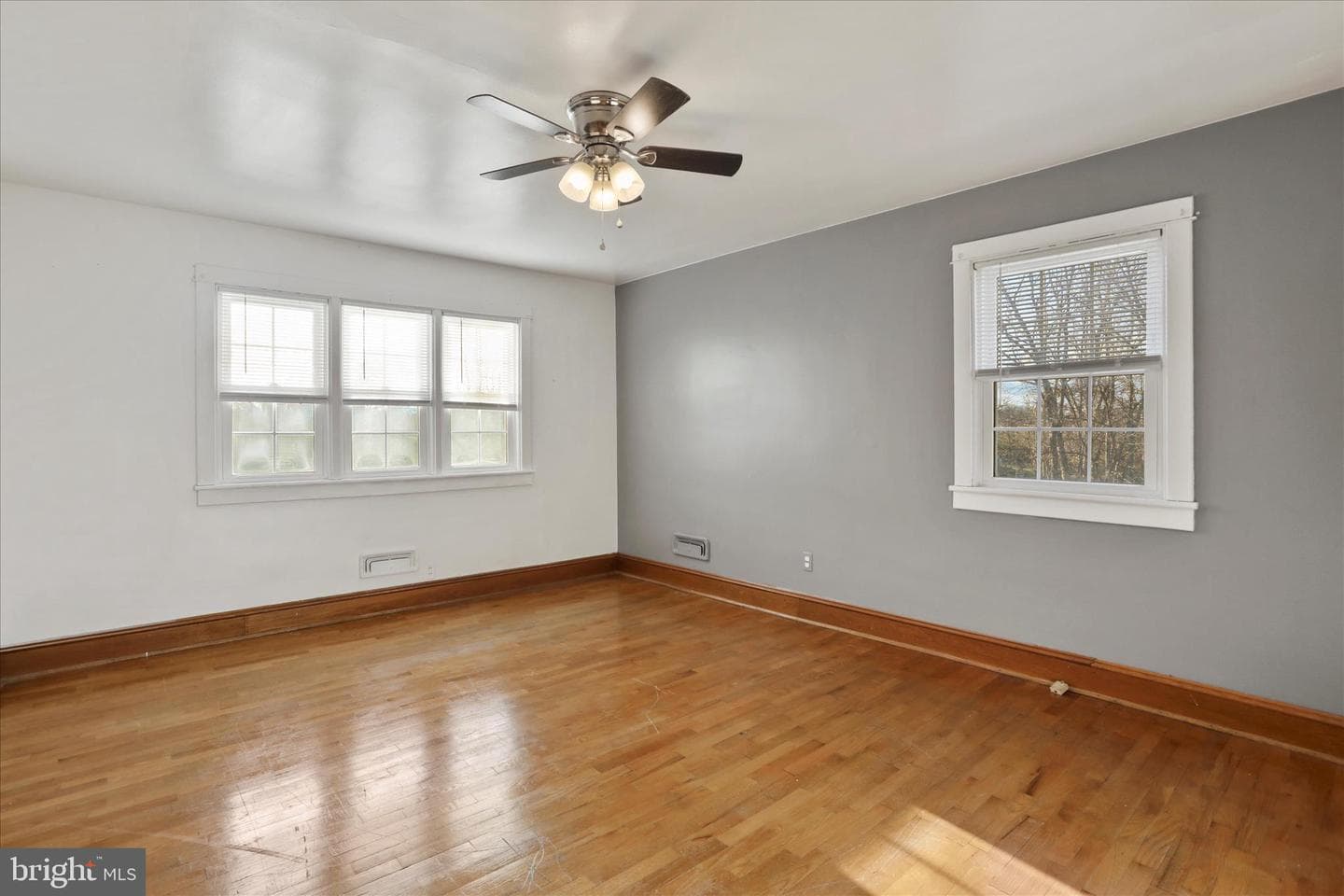 1064 Strasburg Road photo 31