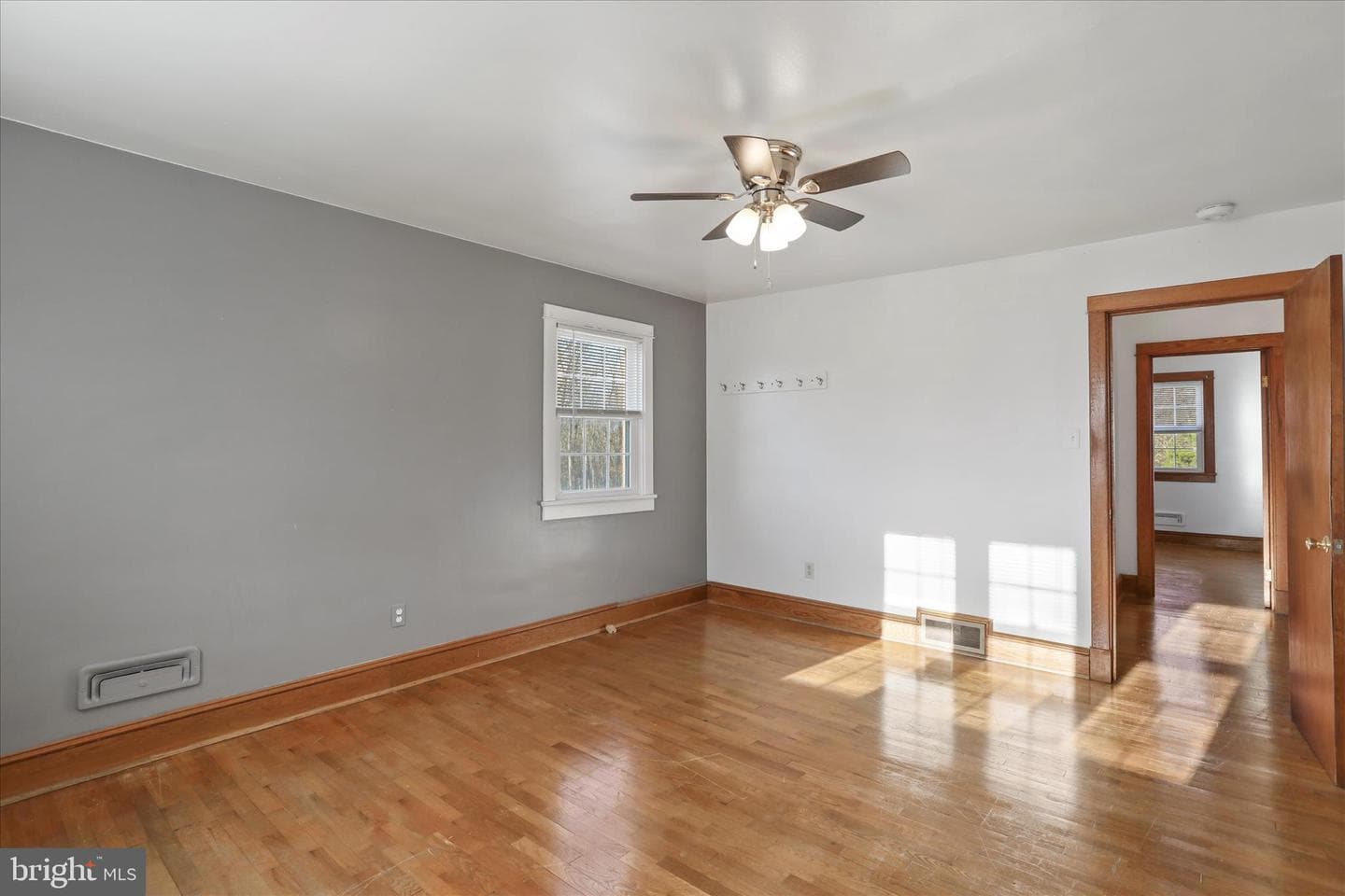 1064 Strasburg Road photo 33